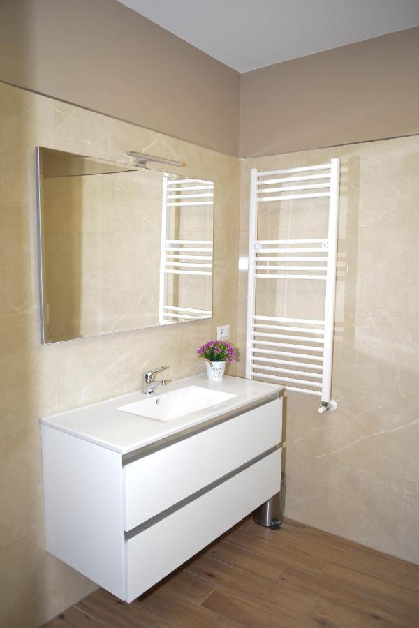 Fidia Palace Marco Aurelio'S Apartment Colosseo Rome Luaran gambar